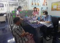 26/9/66 รพ.สต.บ้านสันป่าไร่ ร่วมกับ รพ.แม่ระมาด จ่ายยาให้ผู้ป่วย NCD กลุ่ม 3 (โรคความดันโลหิตสูง) จำนวน 50 ราย