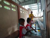 15-16 ตุลาคม 66 จนท.รพ.สต.บ้านสันป่าไร่ร่วมกับอสม.ม.3บ้านป่าไร่เหนือ,ม.2 บ้านตีนธาตุและศูนย์เด็กเล็กบ้านป่าไร่เหนือ ให้ความรู้เกี่ยวกับการล้างมือ 7 ขั้นตอน แก่ประชาชนและนักเรียน เนื่องในวันล้างมือโรค