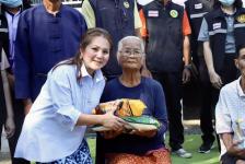 รองนายกองค์การบริหารส่วนจังหวัดตาก ลงพื้นที่มอบบ้านให้แก่ผู้พิการ ผู้สูงอายุ ตามโครงการปรับปรุงบ้านให้แก่ผู้พิการ ผู้สูงอายุ ในเขตตำบลยกกระบัตร ประจำปีงบประมาณ พ.ศ.2566
