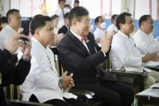 นายกองค์การบริหารส่วนจังหวัดตาก เป็นประธานในพิธีมอบสื่อการเรียนการสอนประเภทสื่อเทคโนโลยีสารสนเทศ ณ หอประชุมโรงเรียนบ้านขะเนจื้อ 