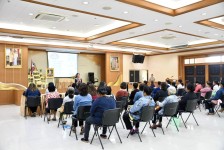 รองนายกองค์การบริหารส่วนจังหวัดตาก เป็นประธานเปิดโครงการเสริมสร้างทักษะและการดำรงชีพของสตรีและบุคคลในครอบครัว รุ่นที่ 2