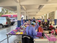 15/ก.พ./67 จนท.ทันตสาธารณสุข รพ.สต.บ้านสันป่าไร่ ร่วมกับทีมทันตสาธารณสุข อ.แม่ระมาด ออกหน่วยทันตกรรมเคลื่อนที่ ที่รร.บ้านป่าไร่เหนือ มีการให้บริการนักเรียน จำนวน 84 ราย ดังนี้ ขูดหินน้ำลาย จำนวน 56 ราย อุดฟัน จำนวน 44 ราย 90 ซี่ เคลือบหลุมร่องฟัน จำนวน 25