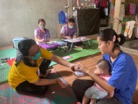 7 มี.ค.67 รพ.สต.บ้านสันป่าไร่ ออกหน่วยฉีดวัคซีนเด็กอายุ 2 เดือน ถึง 4 ปี เขตหมู่ 6 บ้านห้วยกระทิง ต.พระธาตุ จำนวน 13 ราย