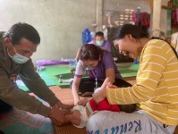 7 มี.ค.67 รพ.สต.บ้านสันป่าไร่ ออกหน่วยฉีดวัคซีนเด็กอายุ 2 เดือน ถึง 4 ปี เขตหมู่ 6 บ้านห้วยกระทิง ต.พระธาตุ จำนวน 13 ราย