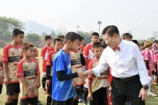 นายกองค์การบริหารส่วนจังหวัดตาก เป็นประธานเปิดโครงการแข่งขันกีฬา อบจ.ตากคัพ ประจำปีงบประมาณ พ.ศ. 2567 (ครั้งที่ 9 ) กีฬาฟุตบอล 7 คน อำเภอแม่สอด