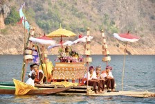 รองนายกองค์การบริหารส่วนจังหวัดตาก ร่วมงานประเพณีขึ้นธาตุแก่งสร้อย ประจำปี พ.ศ. 2567