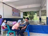 27 เม.ย.67 รพ.สต.บ้านสันป่าไร่ร่วมกับกลุ่มผู้สูงอายุบ้านสันป่าไร่ จัดกิจกรรมโครงการส่งเสริมสุขภาพผู้สูงวัย สร้างจิตสดใสร่างกายแข็งแรง ณ โรงเรียนบ้านป่าไร่เหนือ โดยมีกิจกรรมตรวจฟันผู้สูงอายุ  กิจกรรมออกกำลังกาย ศาสนากับผู้สูงอายุ กิจกรรมนันทนาการ การให้ควา