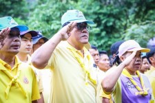 ปลัดองค์การบริหารส่วนจังหวัดตาก เข้าร่วมโครงการปลูกฟื้นฟูระบบนิเวศป่าไม้ (แบบมิยาวากิ) และการสร้างฝ่ายชะลอน้ำเฉลิมพระเกียรติพระบาทสมเด็จพระเจ้าอยู่หัว เนื่องในโอกาสพระราชพิธีมหามงคลเฉลิมพระชนมพรรษา 6 รอบ 28 กรกฎาคม 2567