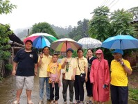 28 ก.ค.67 อาสาสมัครสาธารณสุขหมู่ที่2,3และ5 ร่วมกับผู้นำชุมชนและประชาชน รณรงค์สำรวจและทำลายแหล่งเพาะพันธ์ลูกน้ำยุงลายและปรับปรุงสภาพสิ่งแวดล้อมภายในหมู่บ้านเนื่องในวันเฉลิมพระชนมพรรษาพระบาทสมเด็จพระเจ้าอยู่หัว รัชกาลที่ 10