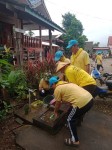 12 ส.ค. 67 อสม.ม.5บ้านสันป่าไร่ร่วมกับผู้นำชุมชน รณรงค์สำรวจและทำลายแหล่งเพาะพันธ์ลูกน้ำยุงลาย เนื่องในวันแม่แห่งชาติ