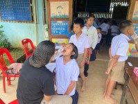 19 ส.ค. 67 นส.พนิดา ตลับทอง จพ.ทันตาภิบาลปฏิบัติการพร้อมด้วยนส.โสภา วรนารถวิชัย ผู้ช่วยทันตกรรม รพ.สต.บ้านสันป่าไร่ ตรวจสุขภาพช่องปากพร้อมทั้งเคลือบฟลูออไรด์ เด็กนักเรียนศศช.บ้านบือละพอและศศช.บ้านพะนิกรี จำนวน 84 รายและเยี่ยมบ้านติดตามดูแลผู้ป่วยติดบ้านที