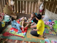 19 ส.ค. 67 นส.พนิดา ตลับทอง จพ.ทันตาภิบาลปฏิบัติการพร้อมด้วยนส.โสภา วรนารถวิชัย ผู้ช่วยทันตกรรม รพ.สต.บ้านสันป่าไร่ ตรวจสุขภาพช่องปากพร้อมทั้งเคลือบฟลูออไรด์ เด็กนักเรียนศศช.บ้านบือละพอและศศช.บ้านพะนิกรี จำนวน 84 รายและเยี่ยมบ้านติดตามดูแลผู้ป่วยติดบ้านที