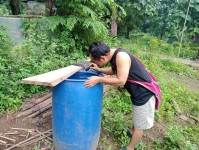 6 ก.ย. 67 เวลา 17.00 น. นางเสาร์แก้ว อ่วมพิทยา เจ้าพนักงานสาธารณสุข รพ.สต.บ้านสันป่าไร่ ร่วมกับอสม.ม.3 บ้านจบปิ และอบต.พระธาตุ ควบคุมโรคไข้เลือดออก รอบที่ 1 เคส R/O DF ดญ.วิพาวี ติ๊บตา