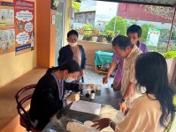 15 ต.ค.67 รพ.สต.บ้านสันป่าไร่ เจาะเลือด(screening lab)ผู้ป่วย NCD กลุ่ม 1 โรคเบาหวาน จำนวน 23 ราย พร้อมทั้งตรวจปัสสาวะ , ตรวจคลื่นไฟฟ้าหัวใจ(EKG) , ตรวจเท้า , วัดรอบเอว , ยืนยันตัวตน(Authen)