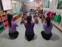 15 ต.ค.67 รพ.สต.บ้านสันป่าไร่ร่วมกับอาสาสมัครสาธารณสุขหมู่ที่2,3และ5 และศูนย์เด็กเล็กบ้านป่าไร่เหนือรณรงค์ให้ความรู้เกี่ยวกับการล้างมือ 7 ขั้นตอน เนื่องในวันล้างมือโลก