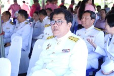 ปลัดองค์การบริหารส่วนจังหวัดตาก เข้าร่วมพิธีวางพวงมาลา เนื่องในวันปิยมหาราช