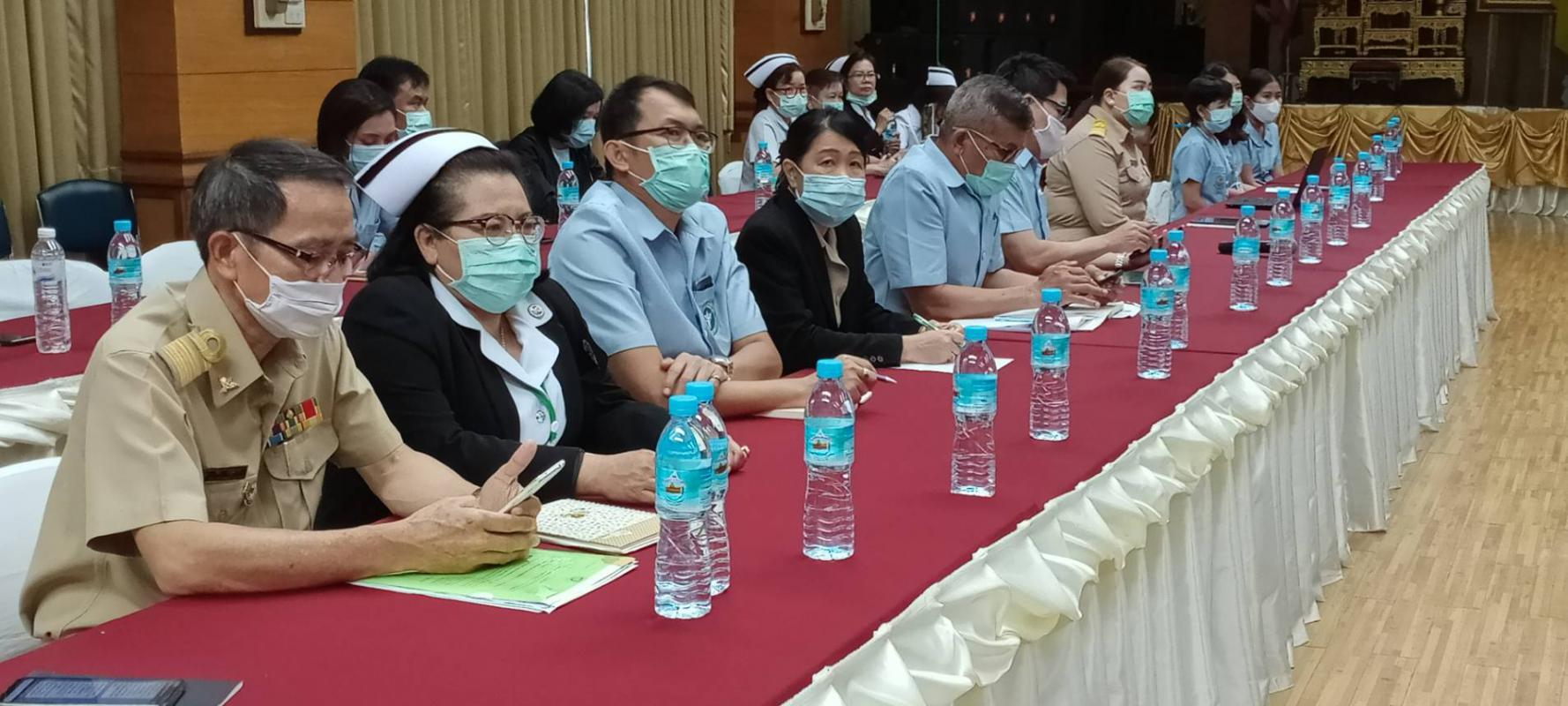 เข้าร่วมประชุมเพื่อเตรียมความพร้อมรับสถานการณ์การระบาดโรคติดเชื้อไวรัสโคโรนา 2019 ( COVID – 19 )
