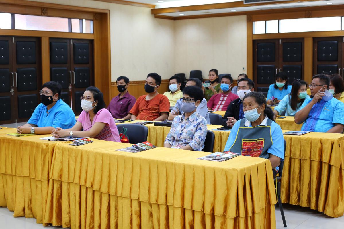 ส่งมอบเงินสนับสนุนโครงการปรับสภาพแวดล้อมและที่อยู่อาศัยสำหรับคนพิการที่ยากไร้ และมีความจำเป็นเร่งด่วนที่ต้องได้รับการพื้นฟูสมรรถภาพ ประจำปีงบประมาณ พ.ศ. 2563 
