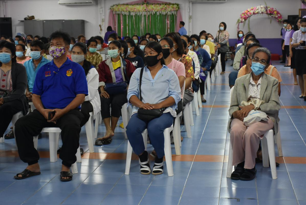 พิธีมอบสื่อการเรียนการสอน ประจำปีงบประมาณ พ.ศ. 2563 ให้แก่สำนักงานเทศบาลเมืองตาก