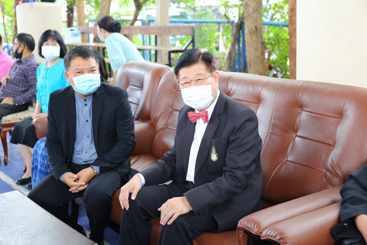 มอบสื่อการเรียนการสอน ประจำปีงบประมาณ พ.ศ. 2563 ณ วิทยาลัยเทคนิคตาก