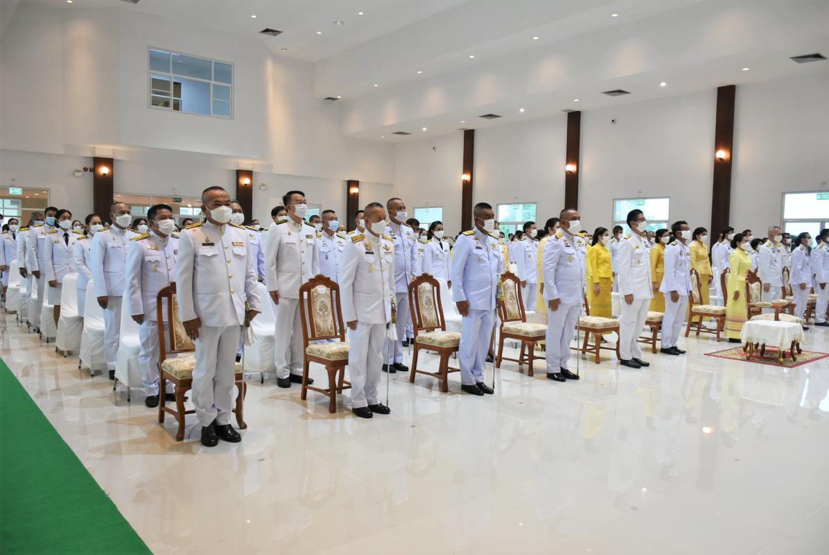 พิธีทำบุญตักบาตรพระสงฆ์ จำนวน 89 รูป ถวายเป็นพระราชกุศล เนื่องในวันคล้ายวันสวรรคต พระบาทสมเด็จพระบรมชนกาธิเบศร มหาภูมิพลอดุลยเดชมหาราช บรมนาถบพิตร 