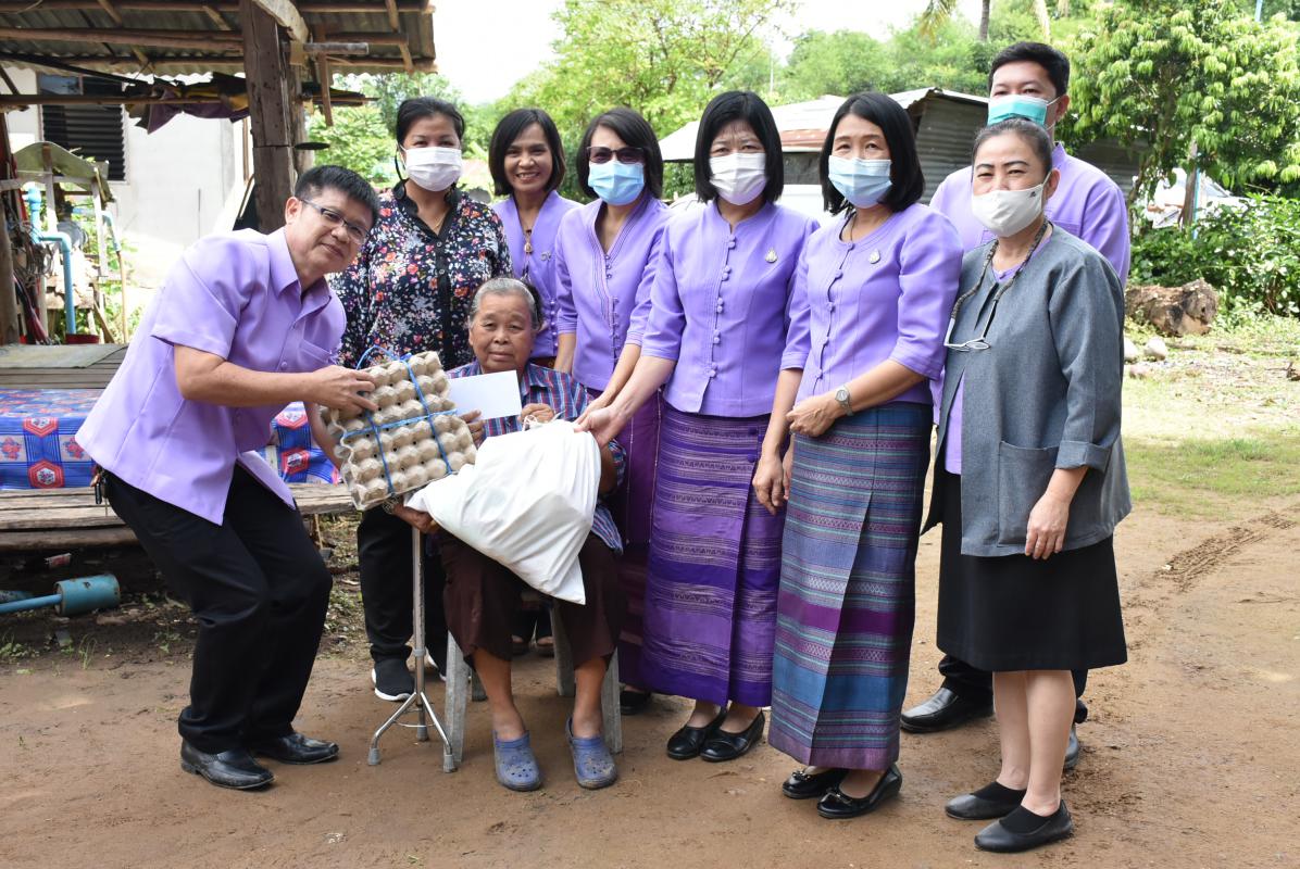 ลงพื้นที่ติดตามและประเมินผลในพื้นที่องค์การบริหารส่วนตำบลประดาง เพื่อติดตามและประเมินประเมินผลการขอรับเงินสนับสนุนโครงการปรับสภาพแวดล้อมที่อยู่อาศัยสำหรับคนพิการที่ยากไร้และมีความจำเป็นต้องได้รับการฟื้นฟูสมรรถภาพ ประจำปีงบประมาณ พ.ศ.2563