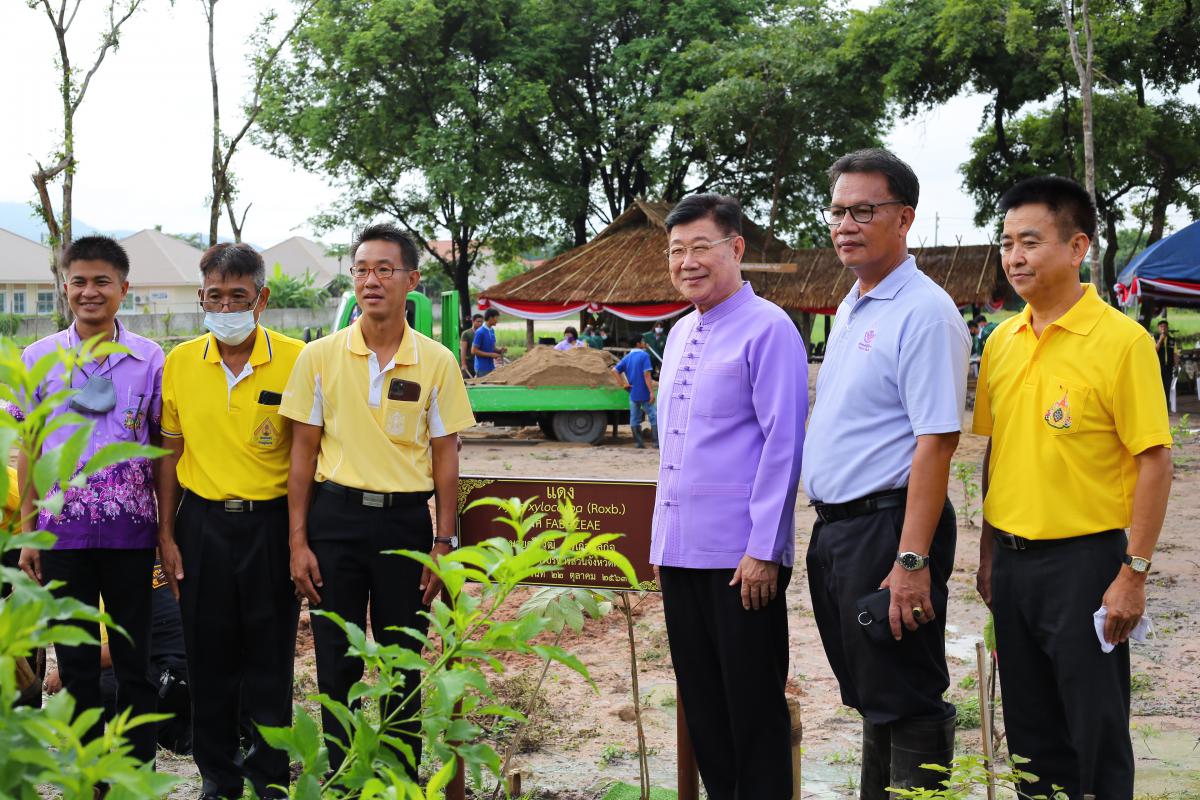 กิจกรรมปลูกต้นไม้เฉลิมพระเกียรติ เนื่องในโอกาสวันคล้ายวันพระราชสมภพสมเด็จพระศรีนครินทราบรมราชชนนี และเป็น“วันรักต้นไม้ประจำปีของชาติ”