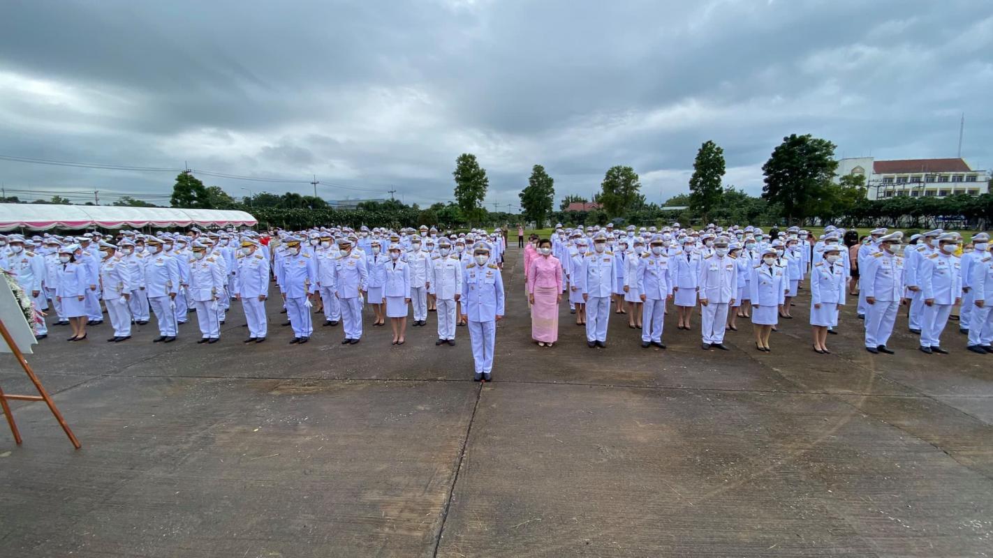 เข้าร่วมพิธีวางพวงมาลา เนื่องในวันคล้ายวันสวรรคต พระบาทสมเด็จพระจุลจอมเกล้าเจ้าอยู่หัว