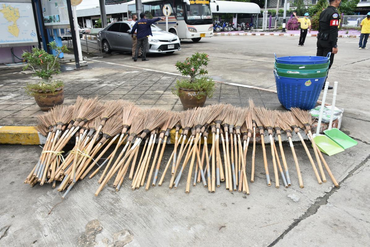 เข้าร่วมกิจกรรมจิตอาสาพัฒนาสิ่งสาธารณูปโภค ถวายพระราชกุศล เนื่องในวันคล้ายวันสวรรคตพระบาทสมเด็จพระจุลจอมเกล้าเจ้าอยู่หัว