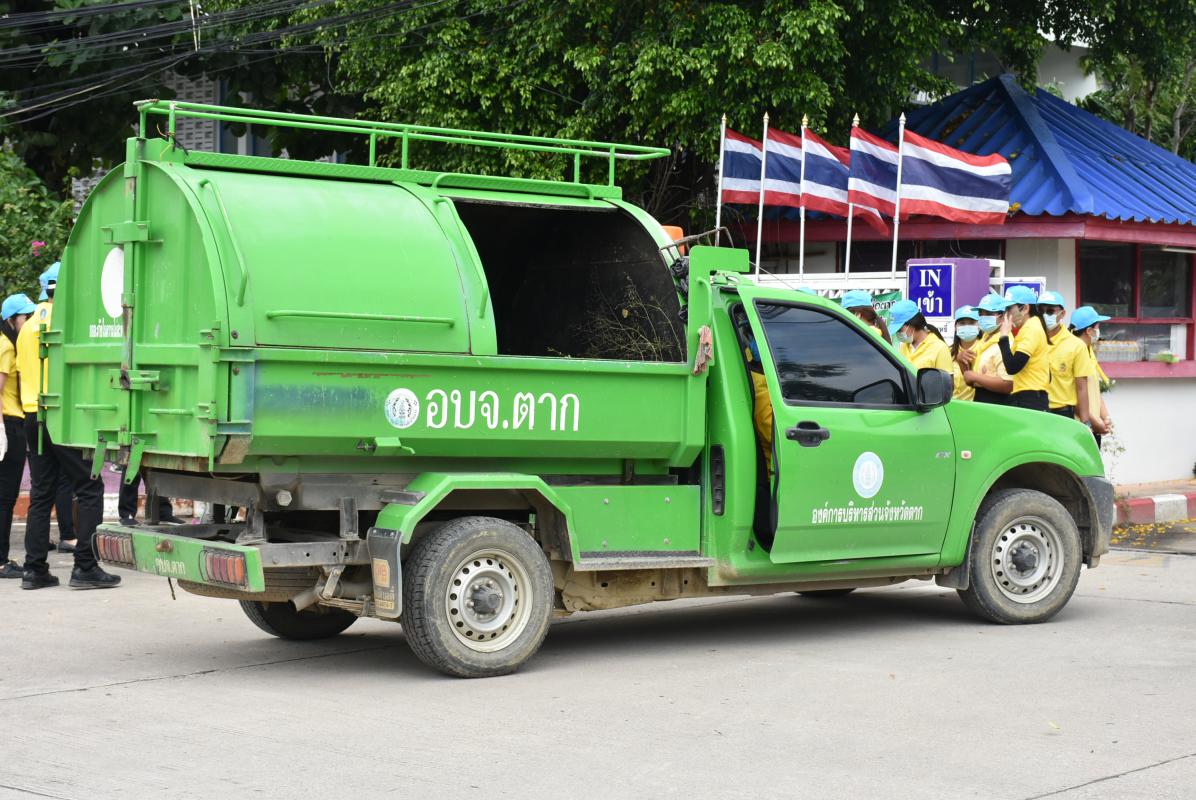 เข้าร่วมกิจกรรมจิตอาสาพัฒนาสิ่งสาธารณูปโภค ถวายพระราชกุศล เนื่องในวันคล้ายวันสวรรคตพระบาทสมเด็จพระจุลจอมเกล้าเจ้าอยู่หัว