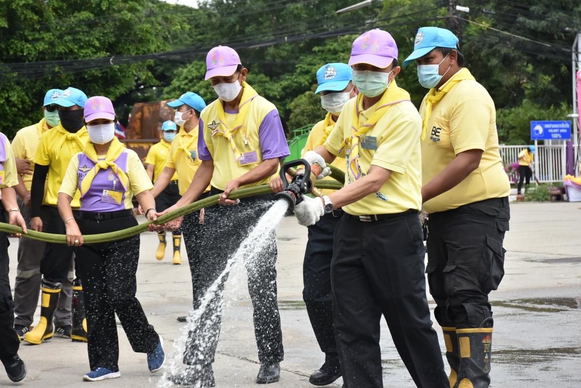 เข้าร่วมกิจกรรมจิตอาสาพัฒนาสิ่งสาธารณูปโภค ถวายพระราชกุศล เนื่องในวันคล้ายวันสวรรคตพระบาทสมเด็จพระจุลจอมเกล้าเจ้าอยู่หัว