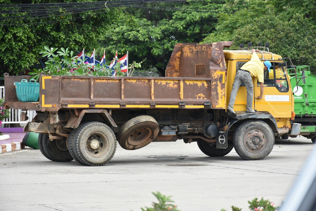 เข้าร่วมกิจกรรมจิตอาสาพัฒนาสิ่งสาธารณูปโภค ถวายพระราชกุศล เนื่องในวันคล้ายวันสวรรคตพระบาทสมเด็จพระจุลจอมเกล้าเจ้าอยู่หัว