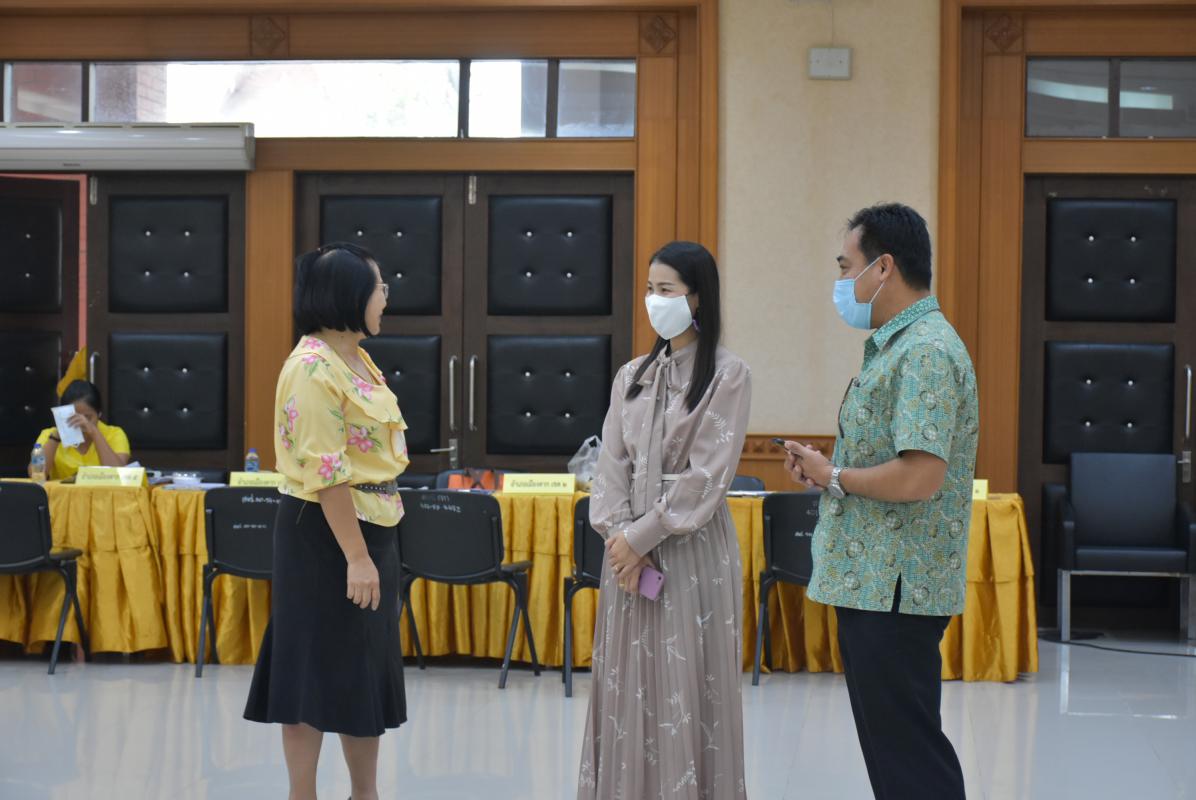 ภาพบรรยากาศการเปิดรับสมัครเลือกตั้ง ส.อบจ.ตาก และนายกอบจ.ตาก ในวันที่ 4 พฤศจิกายน 2563