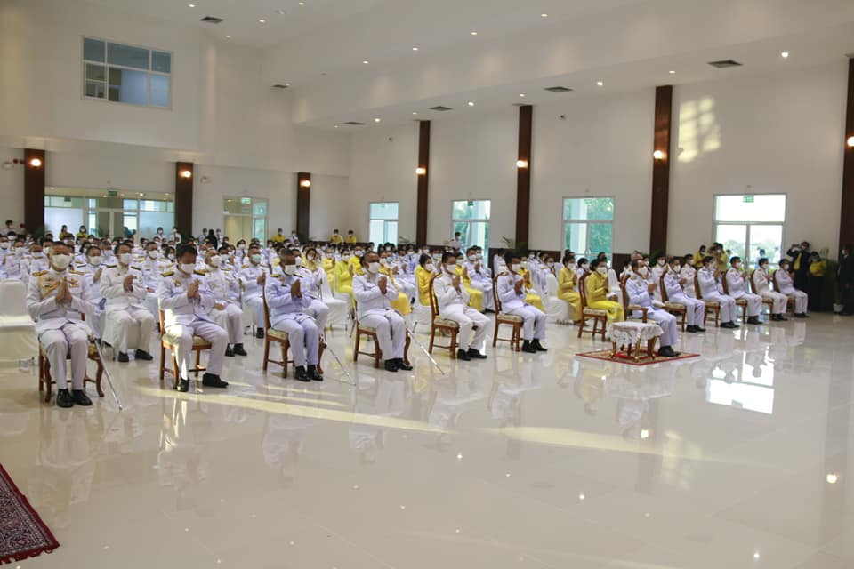 พิธีทำบุญตักบาตรถวายพระราชกุศล เนื่องในวันคล้ายวันพระบรมราชสมภพ พระบาทสมเด็จพระบรมชนกาธิเบศร มหาภูมิพลอดุลยเดชมหาราช บรมนาถบพิตร วันชาติ และวันพ่อแห่งชาติ 5 ธันวาคม 2563