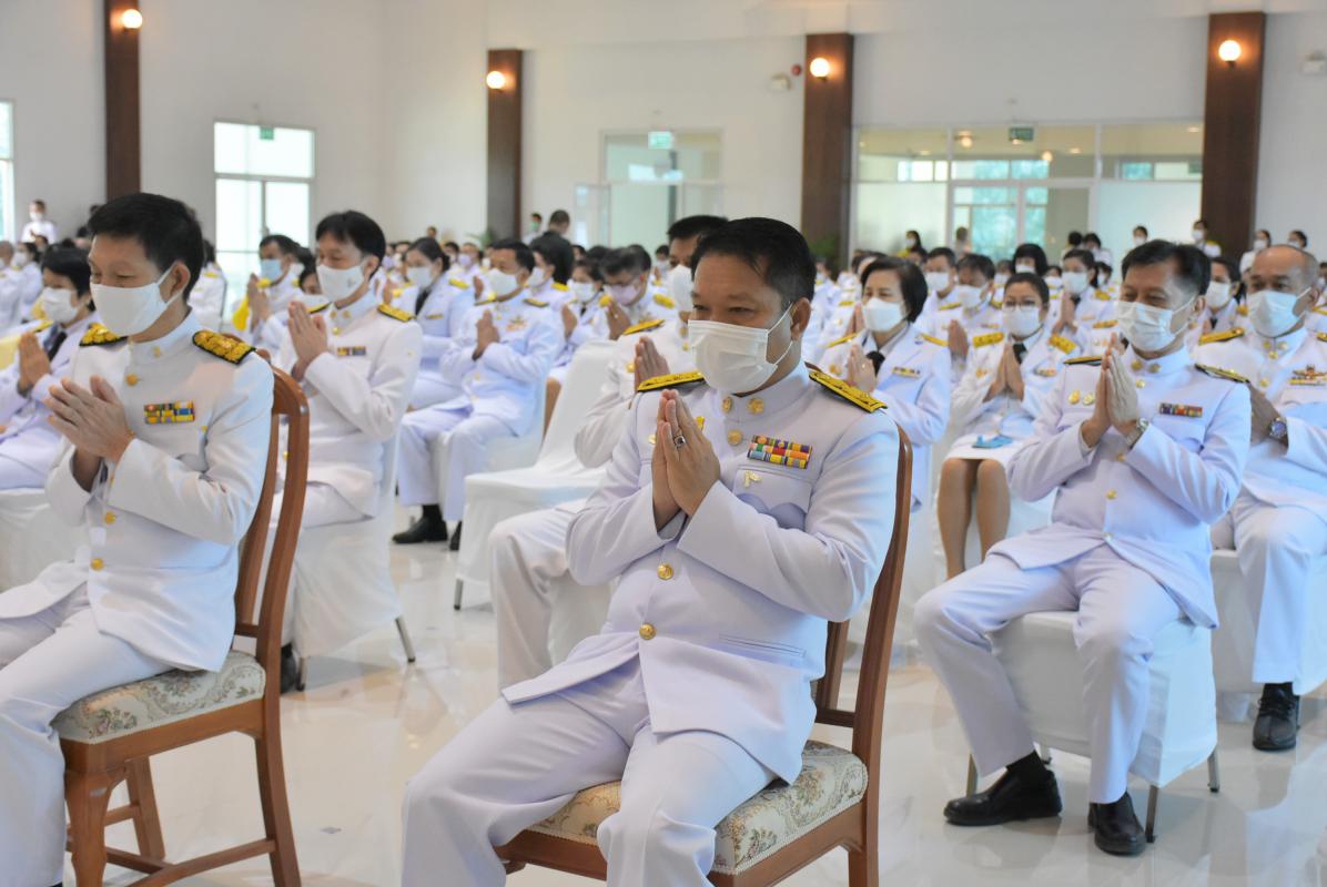 พิธีทำบุญตักบาตรถวายพระราชกุศล เนื่องในวันคล้ายวันพระบรมราชสมภพ พระบาทสมเด็จพระบรมชนกาธิเบศร มหาภูมิพลอดุลยเดชมหาราช บรมนาถบพิตร วันชาติ และวันพ่อแห่งชาติ 5 ธันวาคม 2563