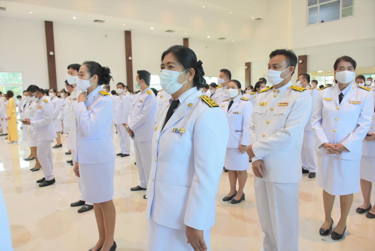 พิธีวางพานพุ่มและพิธีถวายบังคม เนื่องในวันคล้ายวันพระบรมราชสมภพ พระบาทสมเด็จพระบรมชนกาธิเบศร มหาภูมิพลอดุลยเดชมหาราช บรมนาถบพิตร วันชาติ และวันพ่อแห่งชาติ 5 ธันวาคม 2563 