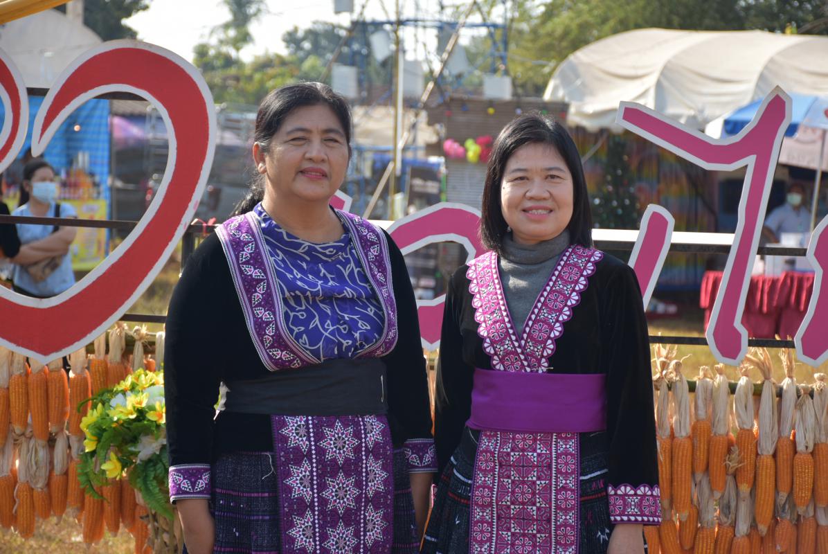 ร่วมพิธีเปิดงานสืบสานประเพณีปีใหม่ม้ง อำเภอพบพระ ประจำปีงบประมาณ 2564