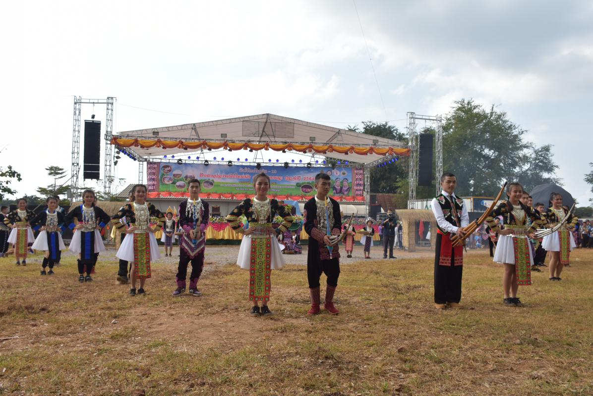 ร่วมพิธีเปิดงานสืบสานประเพณีปีใหม่ม้ง อำเภอพบพระ ประจำปีงบประมาณ 2564