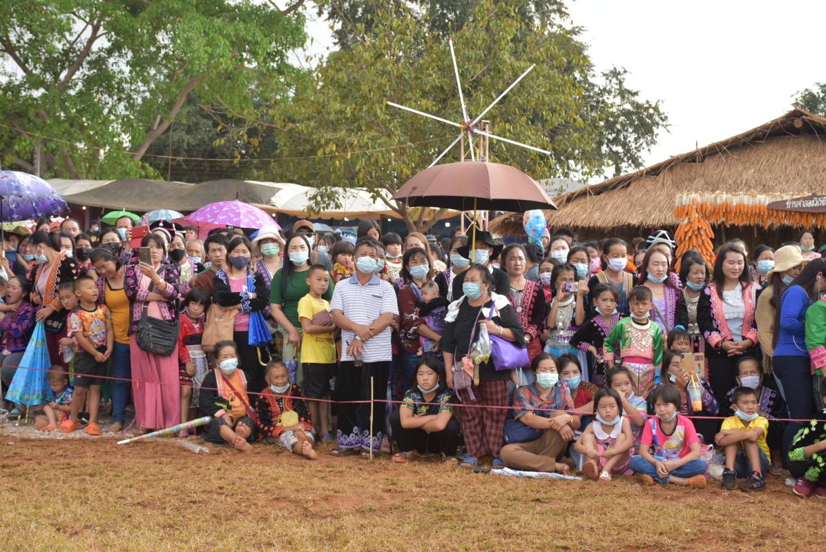 ร่วมพิธีเปิดงานสืบสานประเพณีปีใหม่ม้ง อำเภอพบพระ ประจำปีงบประมาณ 2564