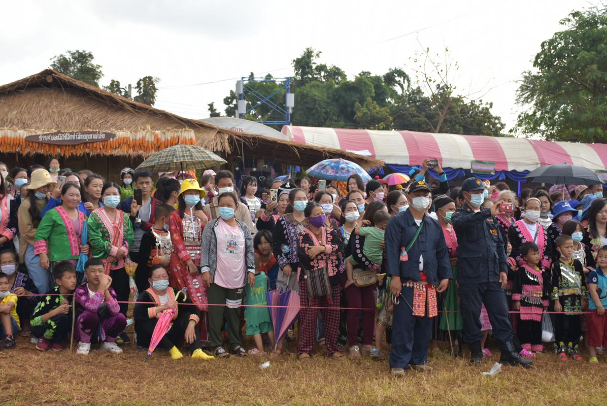ร่วมพิธีเปิดงานสืบสานประเพณีปีใหม่ม้ง อำเภอพบพระ ประจำปีงบประมาณ 2564