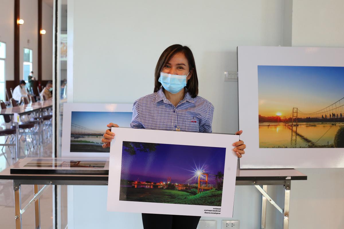 มอบราวัลการประกวดภาพถ่าย "สะพานแขวน Landmark จังหวัดตาก"