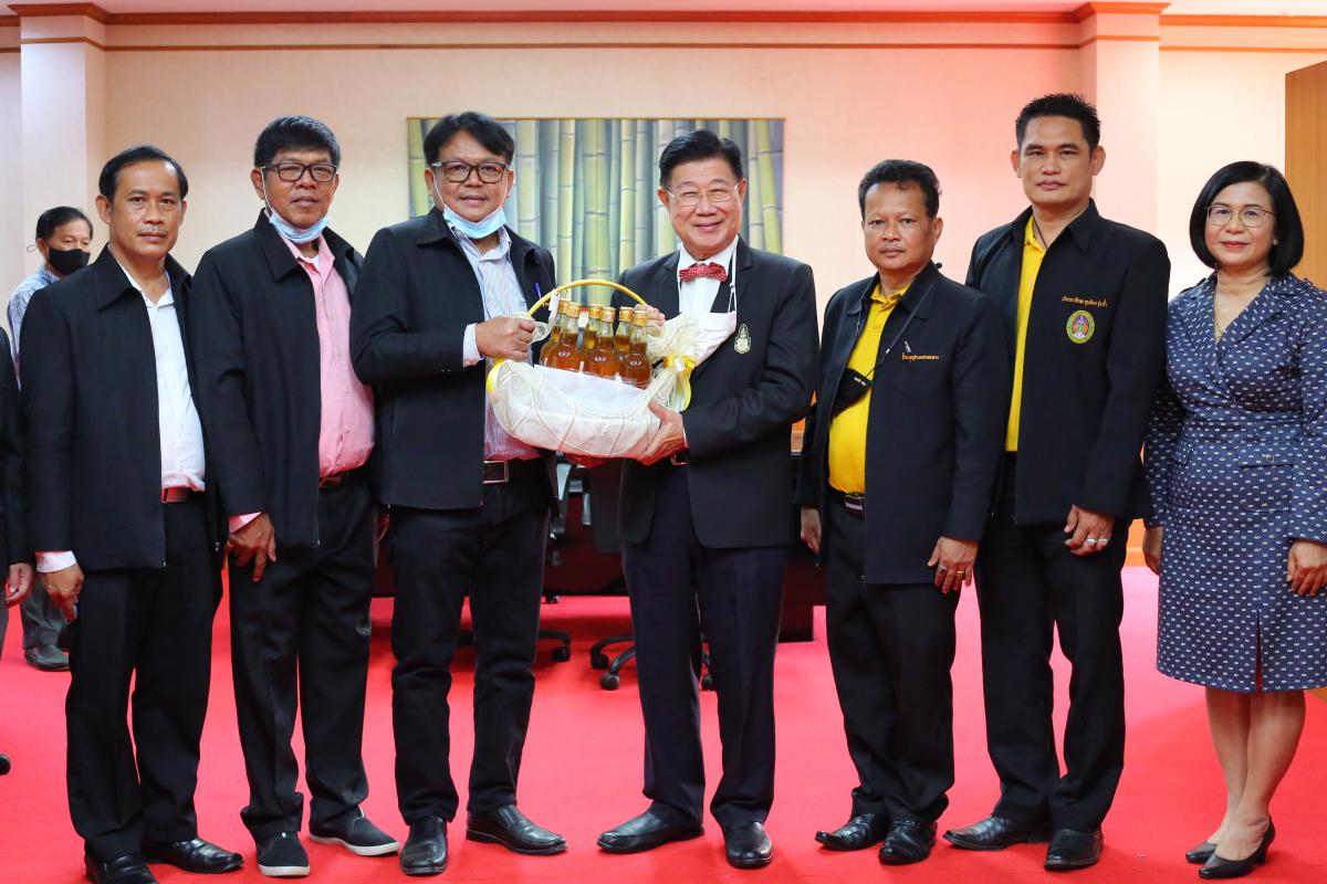 ภาพบรรยากาศแห่งความสุขและความยินดี