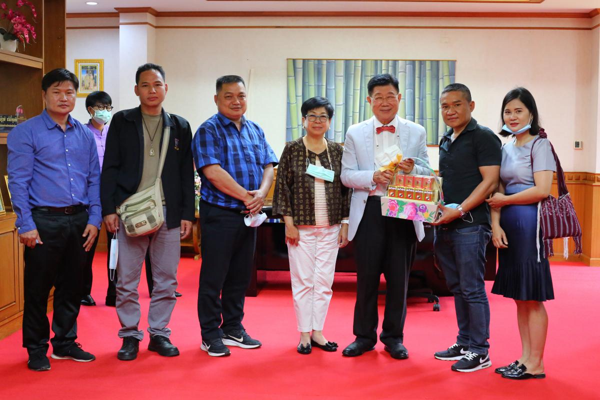 ภาพบรรยากาศแห่งความสุขและความยินดี