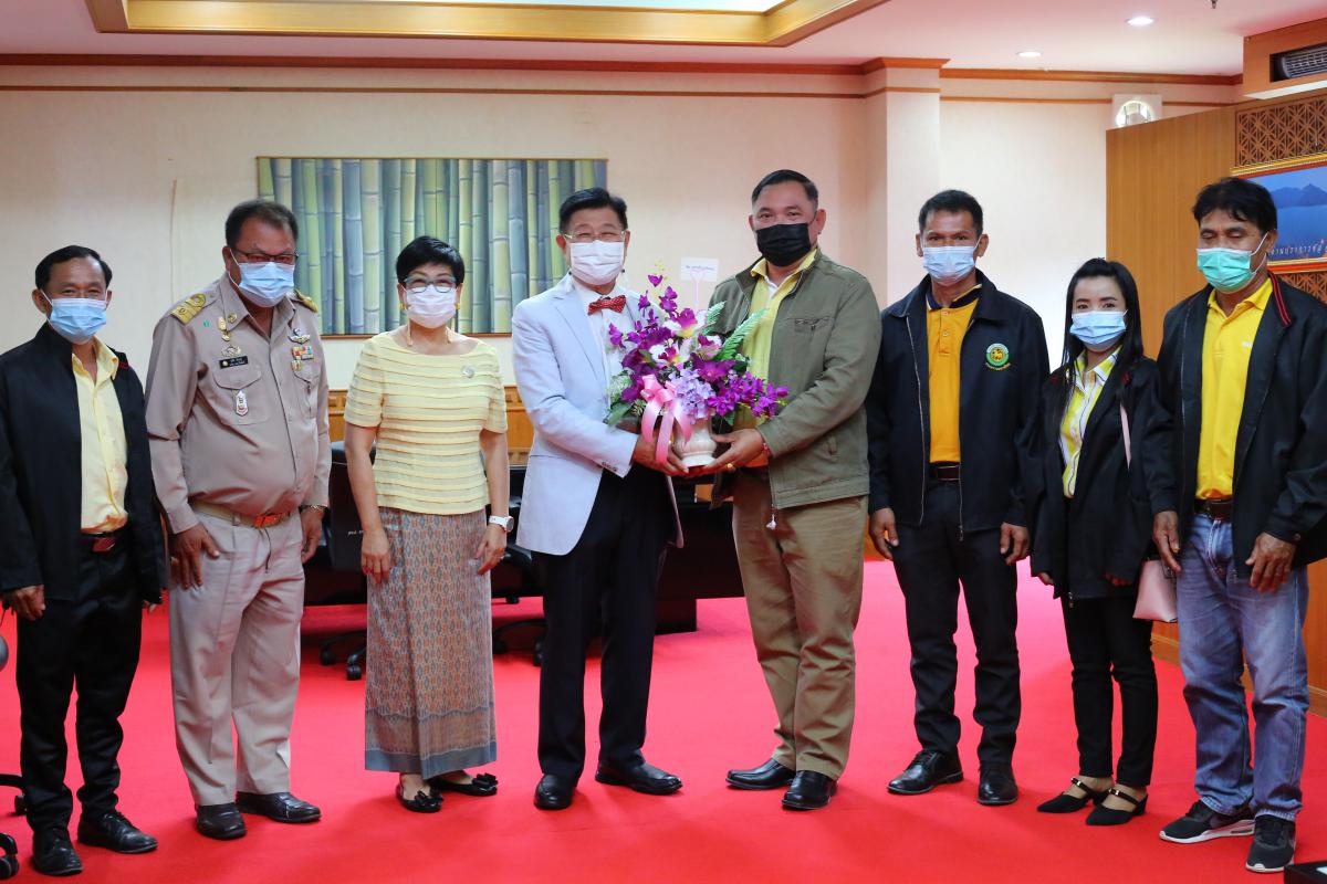 ภาพบรรยากาศแห่งความสุขและความยินดี