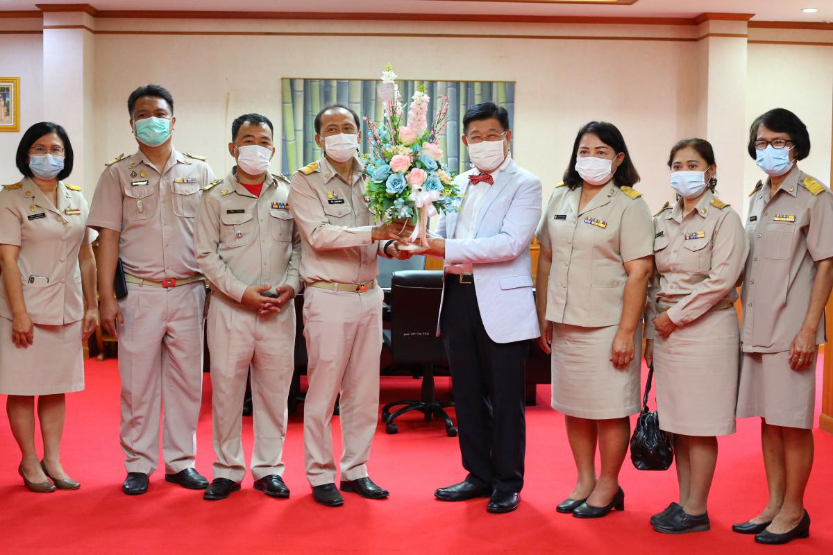 ภาพบรรยากาศแห่งความสุขและความยินดี