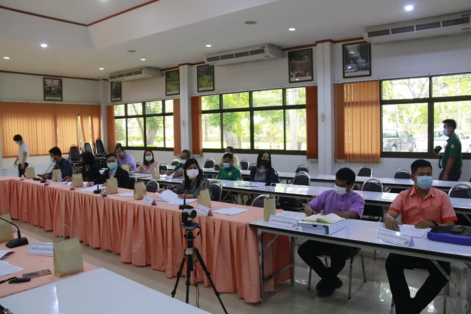 เข้าร่วมการประชุมจัดทำโครงร่างแผนแม่บทโครงการส่งเสริมการเรียนรู้เพื่อการอนุรักษ์และฟื้นฟูสิ่งแวดล้อมอันเนื่องมาจากพระราชดำริ จังหวัดตาก (ระยะ 5 ปี ) พ.ศ.2565-2569