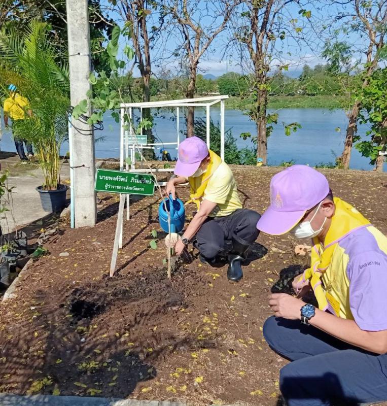 เข้าร่วมกิจกรรมจิตอาสาพัฒนา ปรับปรุงภูมิทัศน์สวนริมปิง (ฝั่งตะวันออก)