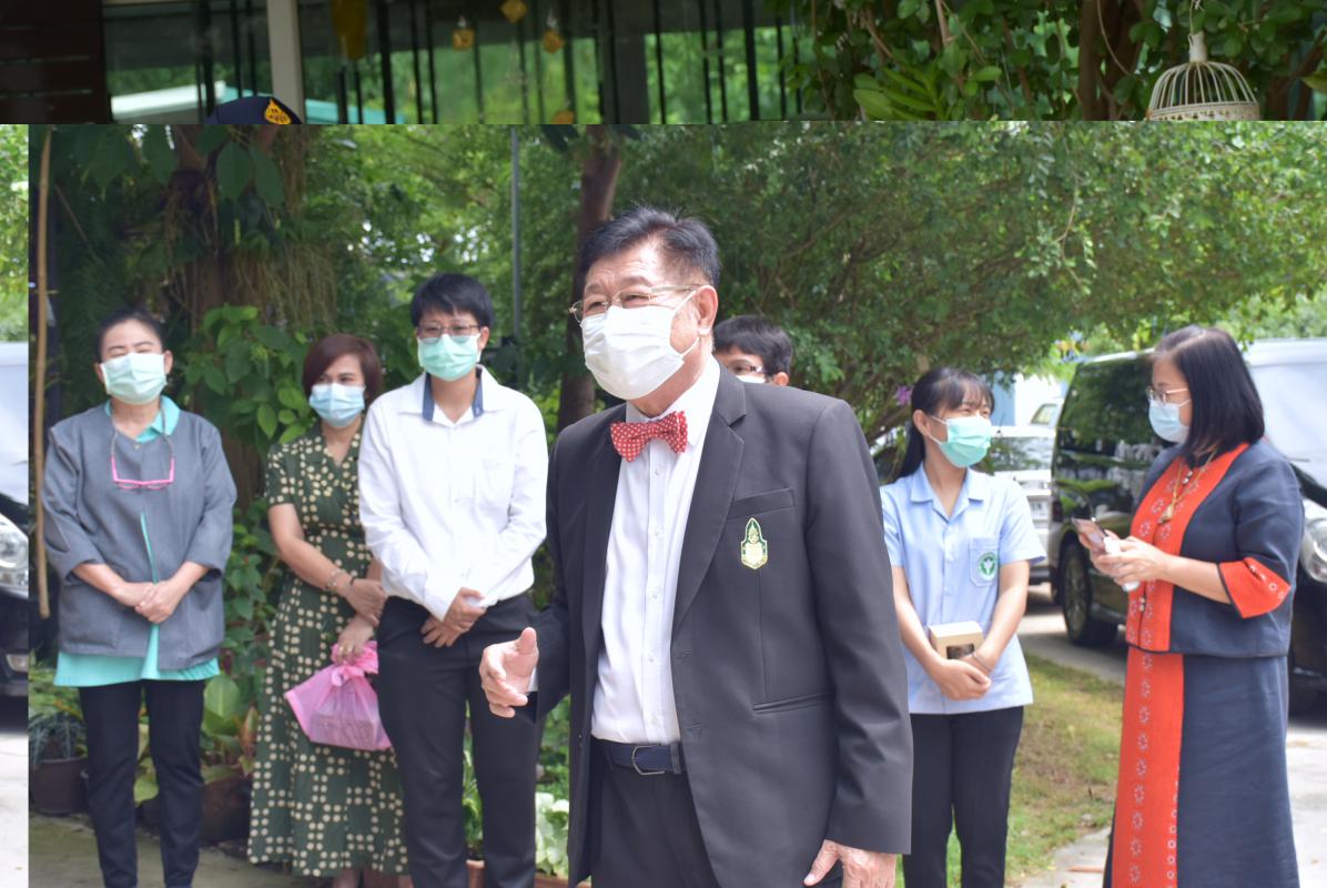 ลงพื้นที่ให้กำลังใจเจ้าหน้าที่ผู้ปฏิบัติงาน และผู้กักกันต