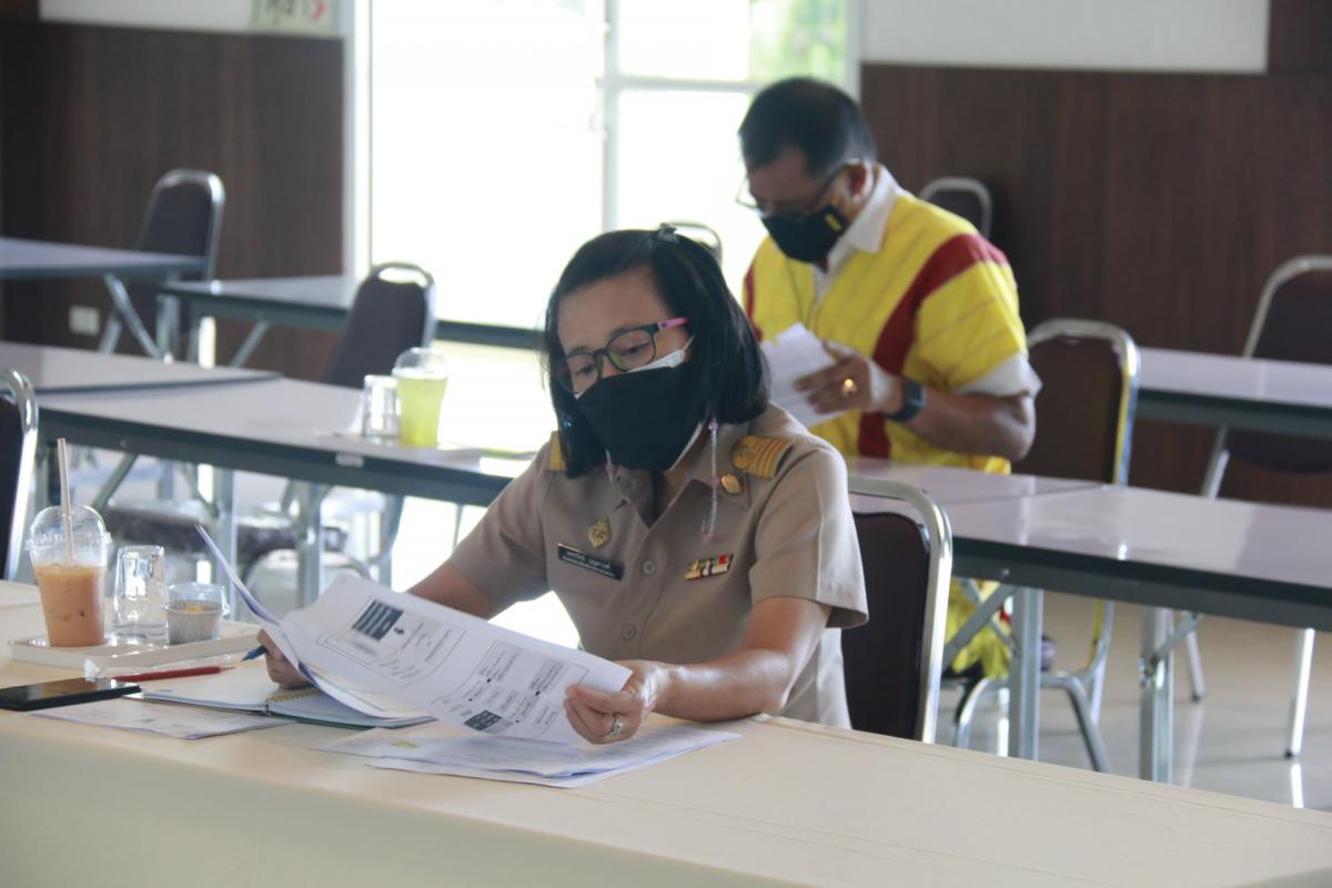 เข้าร่วมการประชุมคณะทำงานแก้ไขปัญหาความยากจนแบบบูรณาการเชิงพื้นที่ จังหวัดตาก ครั้งที่ 1/2564