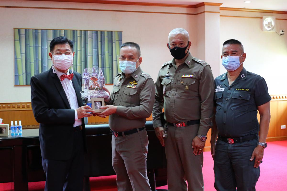 พ.ต.อ. โชคชัย ชูแสง ผู้กำกับการตำรวจตระเวนชายแดนที่ 34 พร้อมคณะ เข้าพบนายก อบจ.ตาก